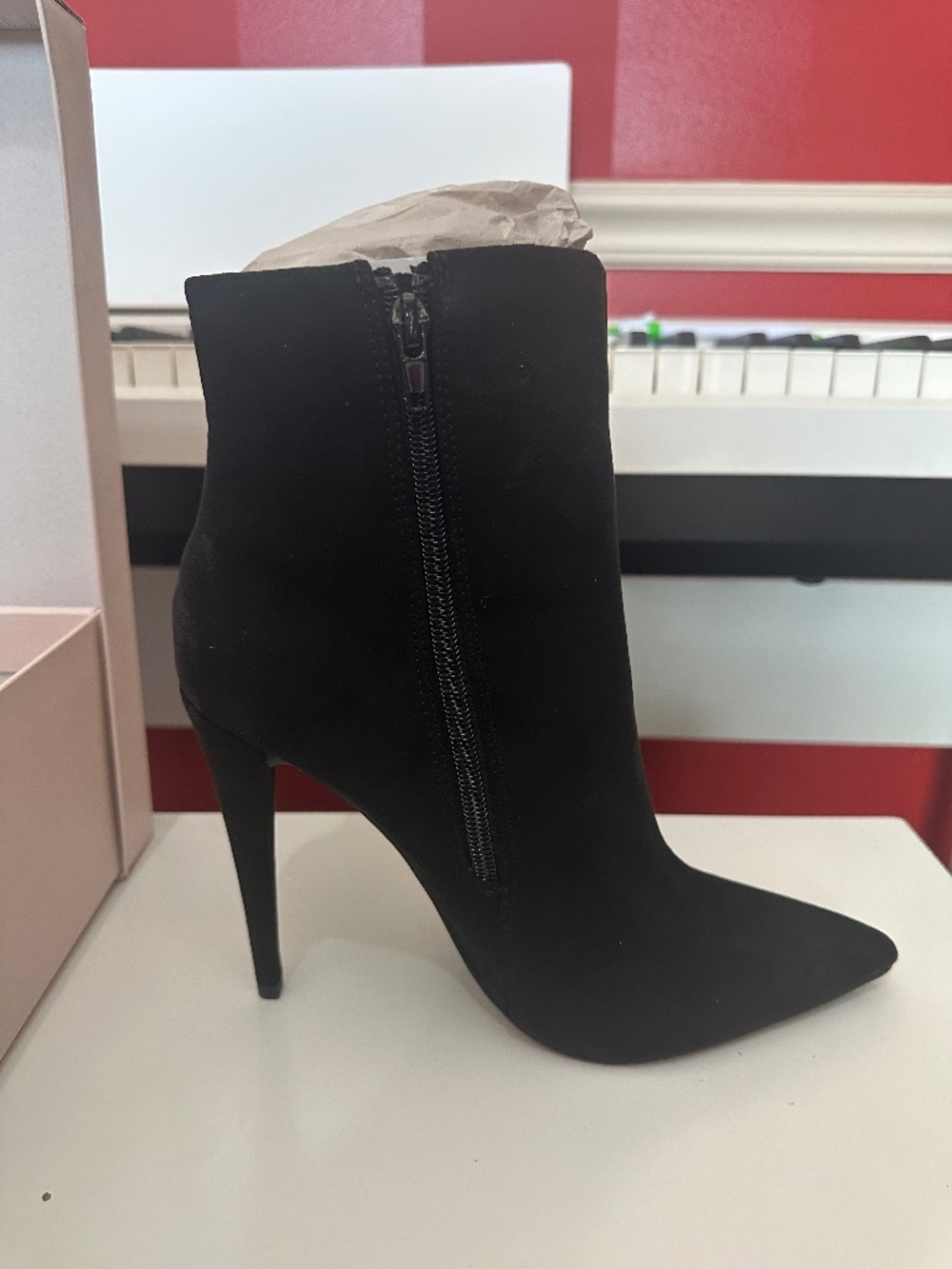 NIB, JustFab Ames Boots, Size 9